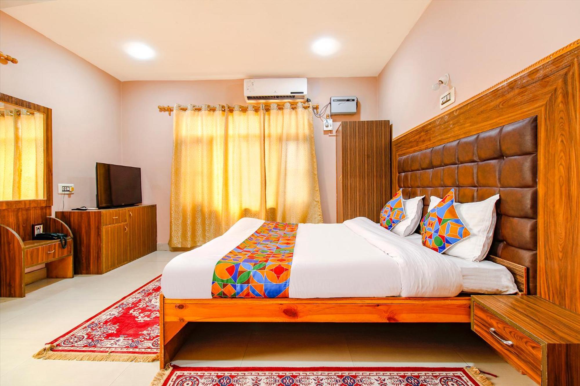 Fabhotel Grand Comforts Haidarpur Εξωτερικό φωτογραφία