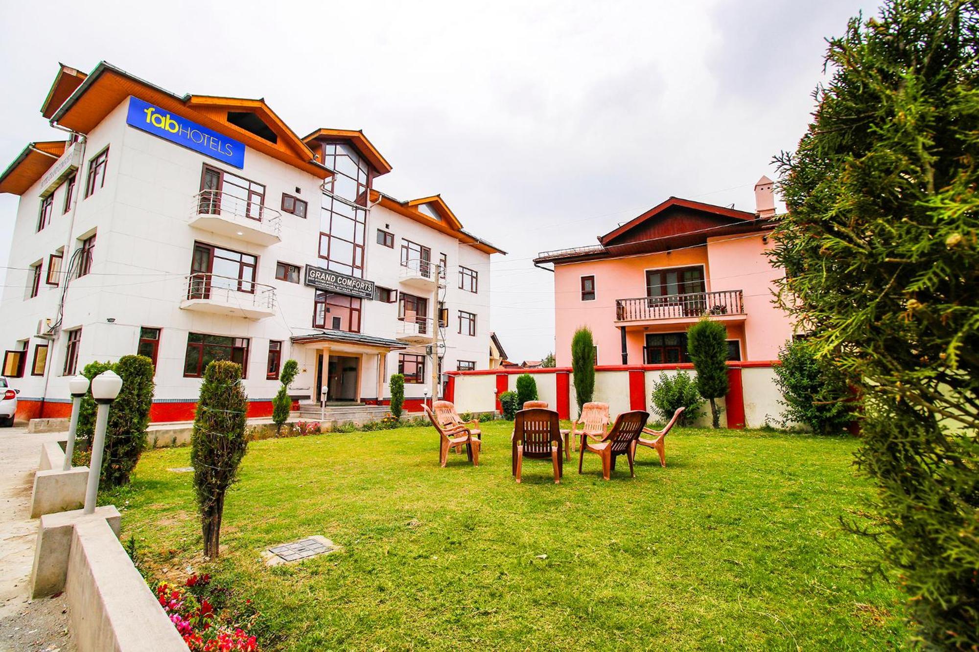 Fabhotel Grand Comforts Haidarpur Εξωτερικό φωτογραφία