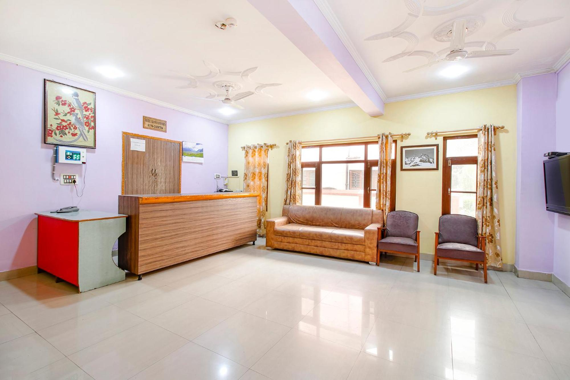 Fabhotel Grand Comforts Haidarpur Εξωτερικό φωτογραφία